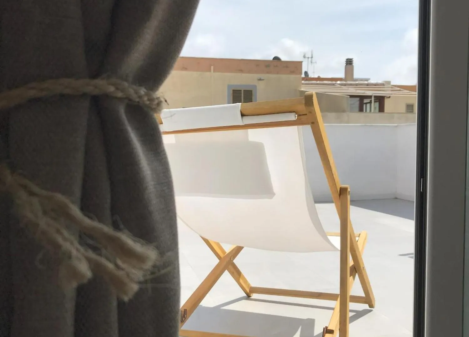 Giosuero Beach Alghero 0*,