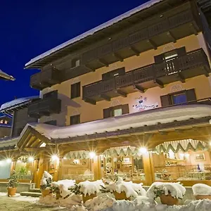 Alpenrose 3*, Livigno Italië