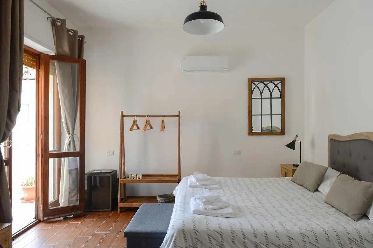 Apartment Giosuero Beach Alghero Italien